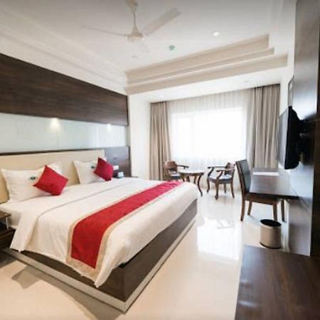 Park Continental Hotel Hyderabad Exterior photo
